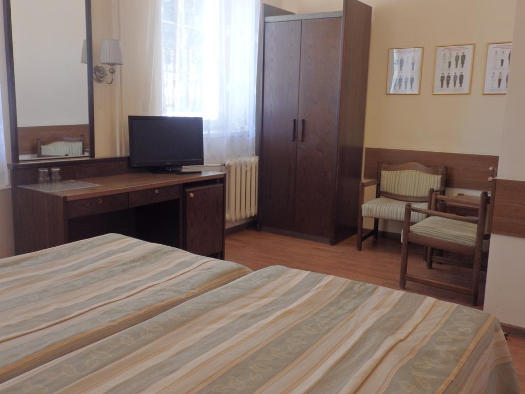 Отель Gosciniec Borne Sulinowo - Byla Baza Wojskowa Номер фото